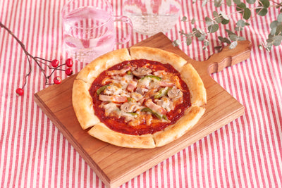 冷凍 完全メシ DELI ナポリ風ベーコン入りミックスピザ